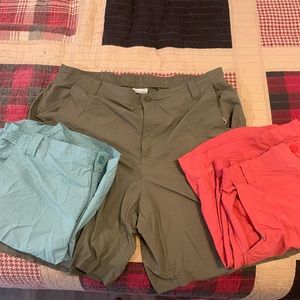 Men’s Columbia shorts (lot of 3)